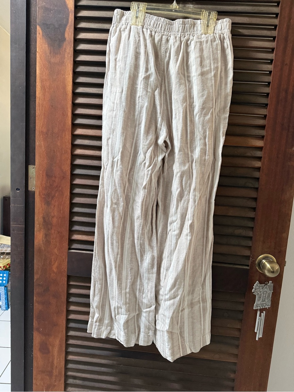 Briggs New York Cream Elastic Waist Joggers